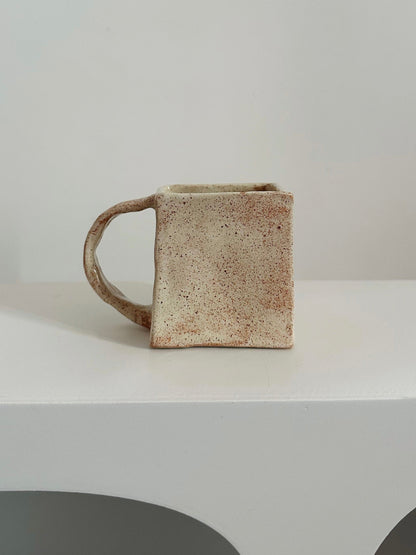 Tasse carrée Makoko